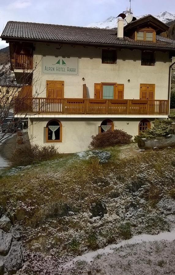 Alpen Hotel Rabbi Exterior foto