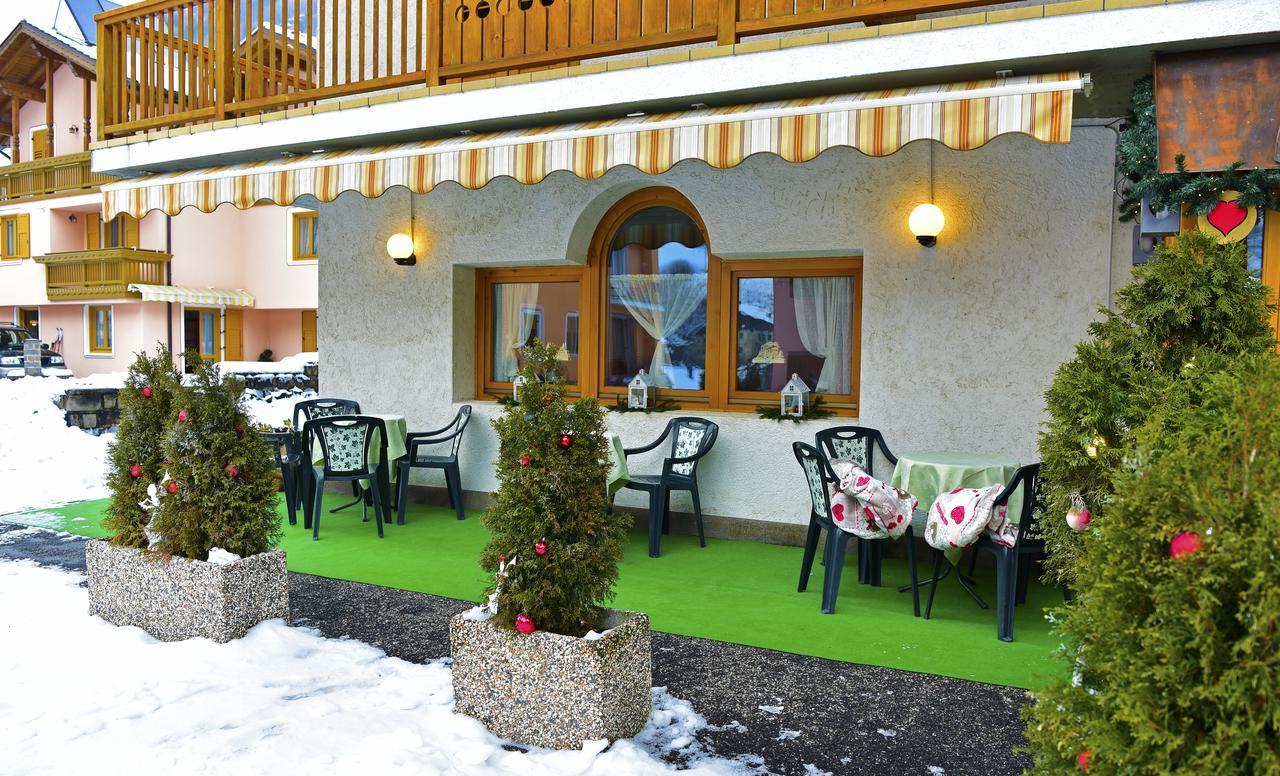 Alpen Hotel Rabbi Exterior foto